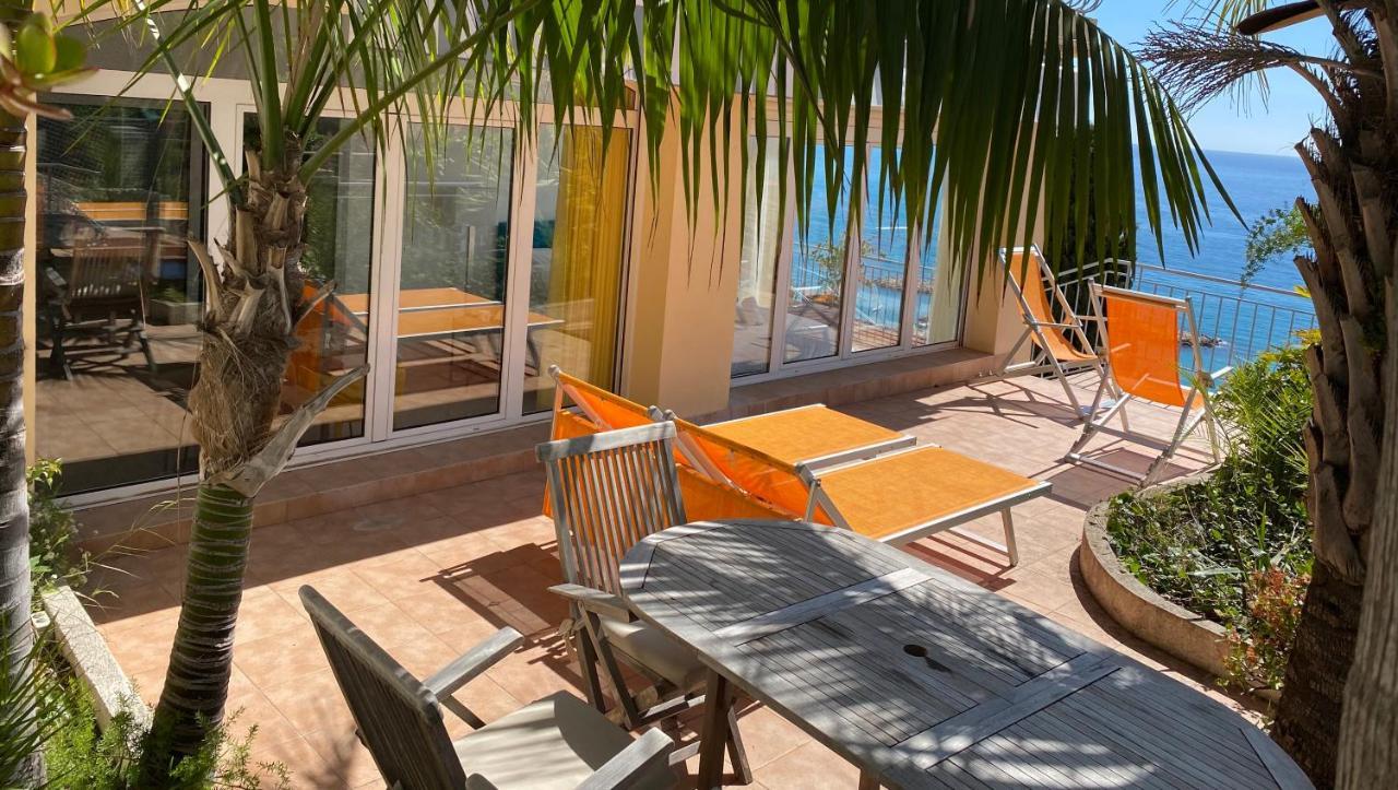 Villa L'Ensoleillee Vue Panoramique Mer, 250 M De La Plage Et Du Centre Ville Menton Exterior photo